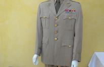Bellissima divisa estiva(giacca e pantaloni) da generale USA  della III armata seconda guerra mondiale N.1